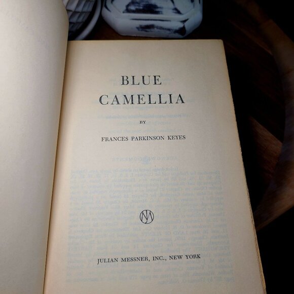 Set of 2 Frances Parkinson Keyes Hard Cover Books, Blue Camellia & Dinner at Ant - Picture 3 of 8